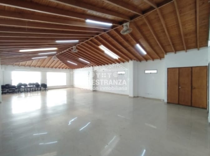 Oficina en arriendo en El Poblado, Medellín, 150 m² · foto 4 de 7