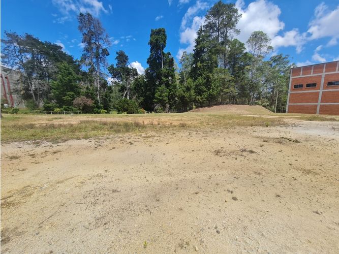 Lote en venta en Centro, Rionegro, 1600 m² · foto 3 de 8