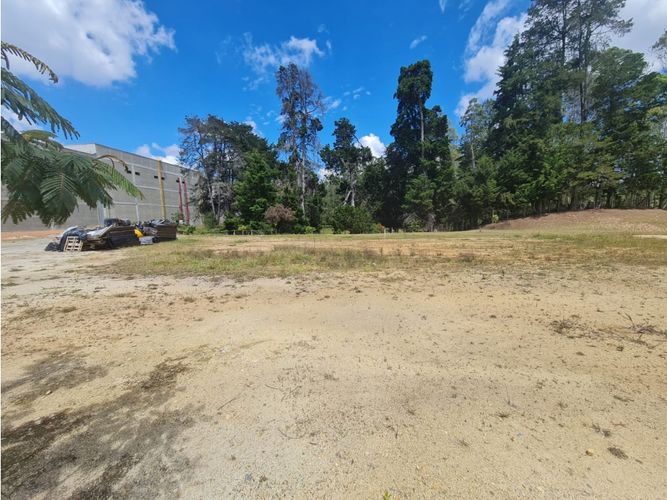 Lote en venta en Centro, Rionegro, 1600 m² · foto 4 de 8