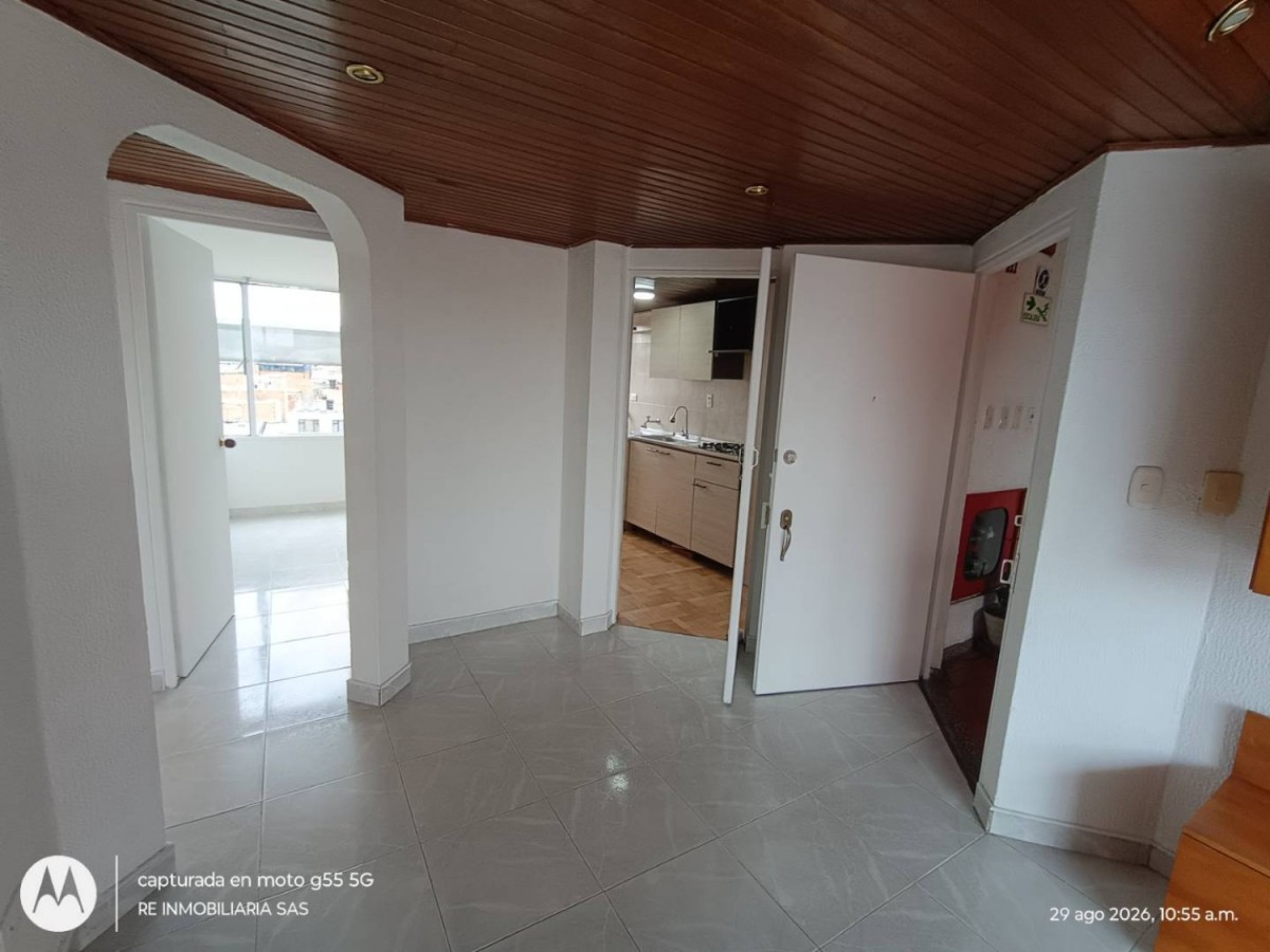 Apartamento en venta en Las Guacamayas, Bogotá · foto 4 de 24