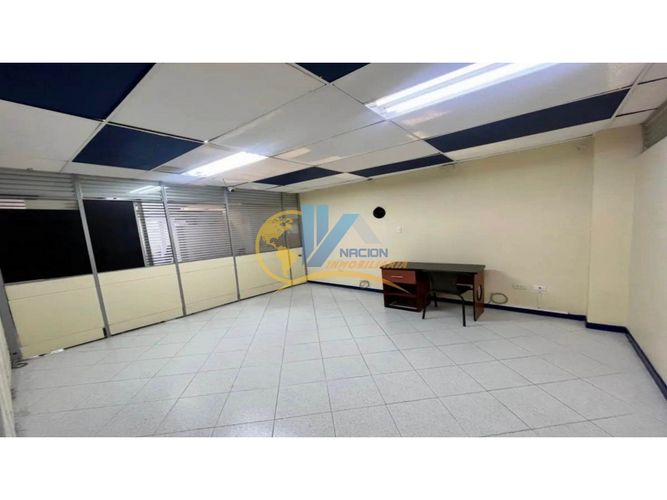 Oficina en venta en Centro, Bucaramanga, 197 m² · foto 4 de 7