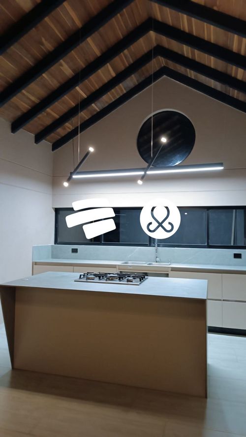 Casa de 3 alcobas en venta en Santa Elena, Medellín · foto 4 de 24