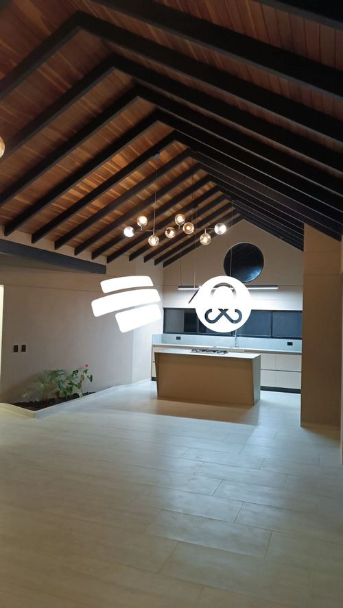 Casa de 3 alcobas en venta en Santa Elena, Medellín · foto 6 de 24
