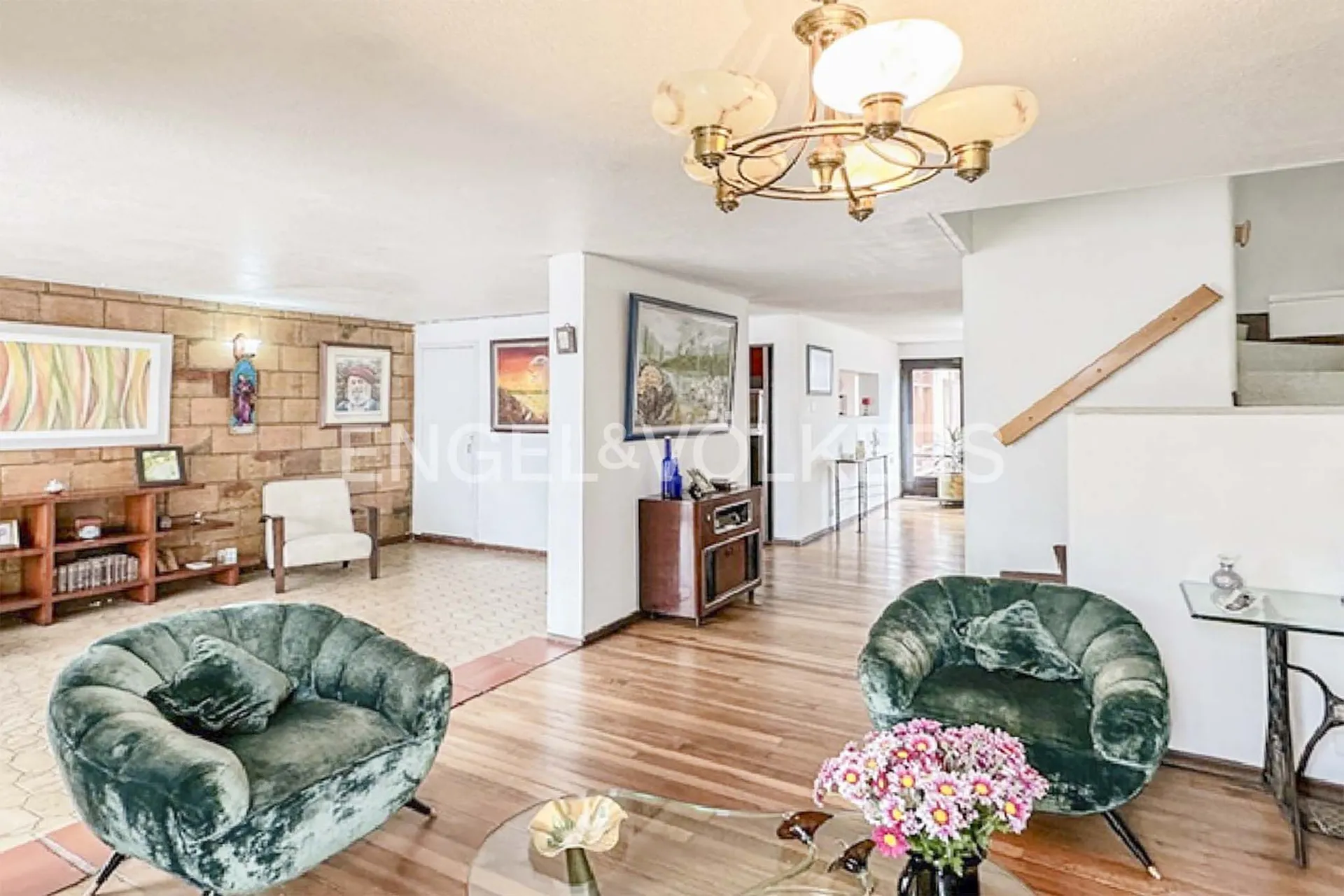 Casa en venta en La Castellana, Bogotá · foto 3 de 17