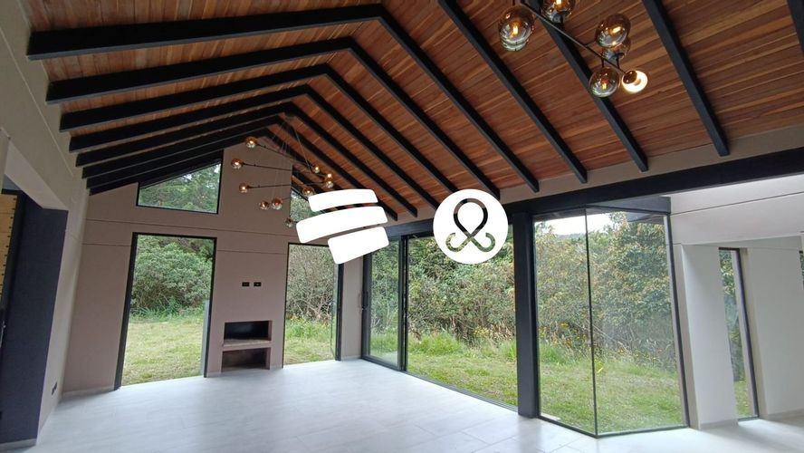 Casa de 3 alcobas en venta en Santa Elena, Medellín · foto 17 de 24
