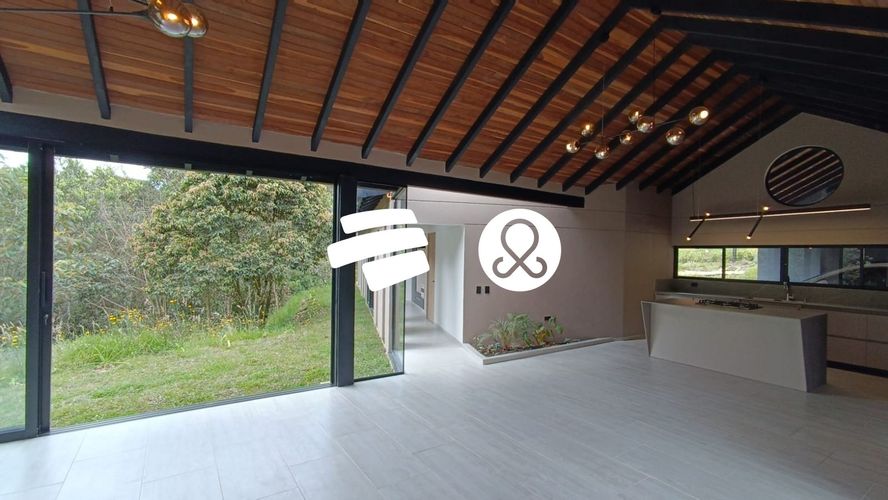 Casa de 3 alcobas en venta en Santa Elena, Medellín · foto 20 de 24