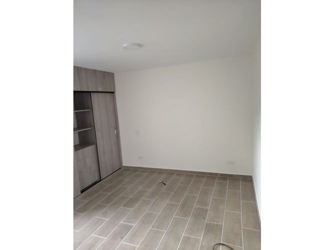 Apartamento de 2 alcobas en venta en Bucaros, Bello, 56 m² · foto 7 de 9