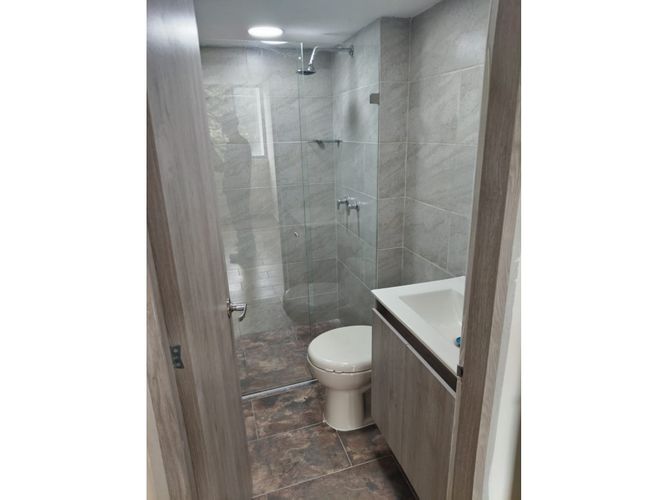 Apartamento de 2 alcobas en venta en Bucaros, Bello, 56 m² · foto 8 de 9