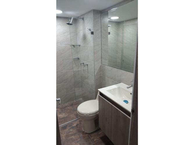 Apartamento de 2 alcobas en venta en Bucaros, Bello, 56 m² · foto 9 de 9