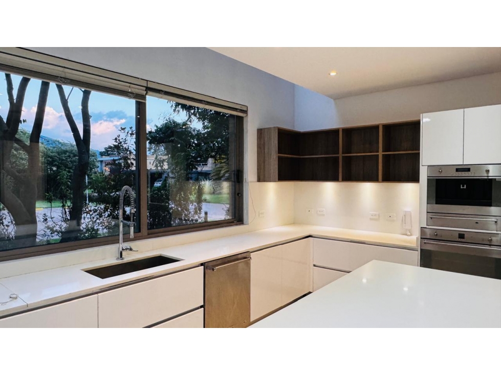 Casa en venta en Guaymaral, Bogotá · foto 14 de 24