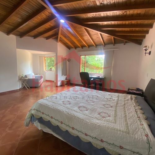 Casa de 9 alcobas en arriendo en Rionegro · foto 19 de 24