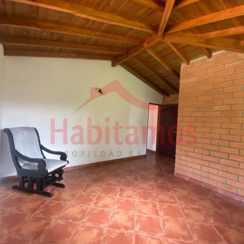 Casa de 9 alcobas en arriendo en Rionegro · foto 20 de 24