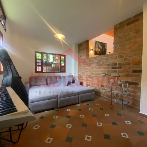 Casa de 9 alcobas en arriendo en Rionegro · foto 22 de 24