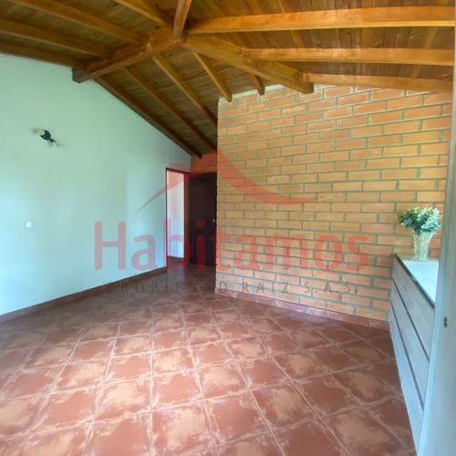 Casa de 9 alcobas en arriendo en Rionegro · foto 23 de 24