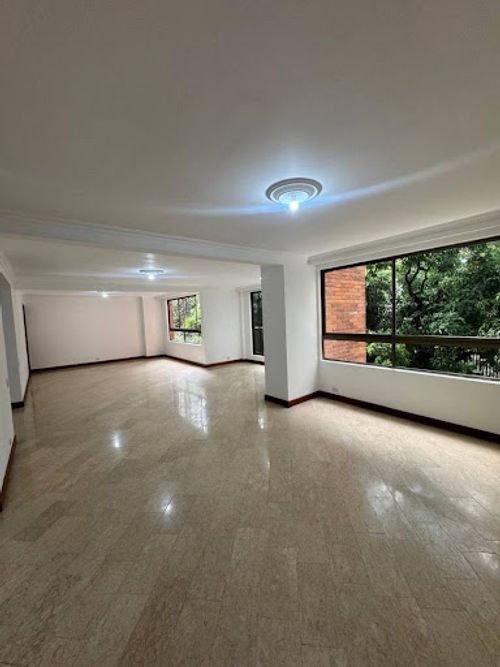 Apartamento de 4 alcobas en arriendo en Simesa, Medellín, 192 m² · foto 6 de 22