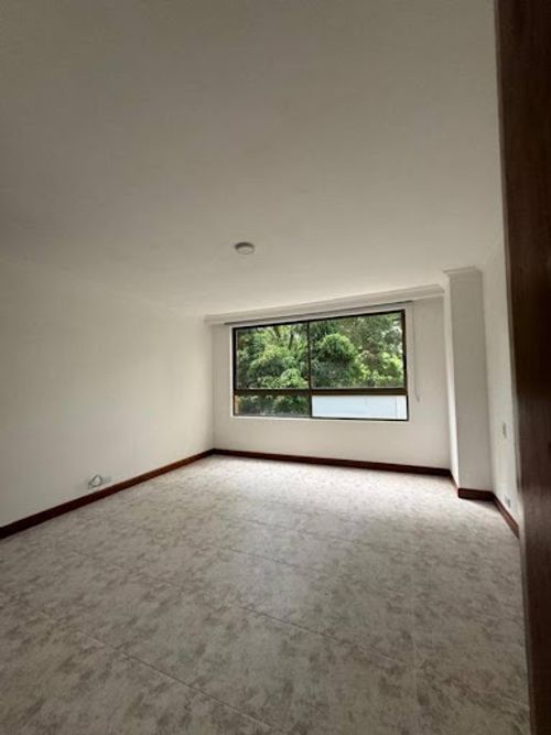 Apartamento de 4 alcobas en arriendo en Simesa, Medellín, 192 m² · foto 7 de 22