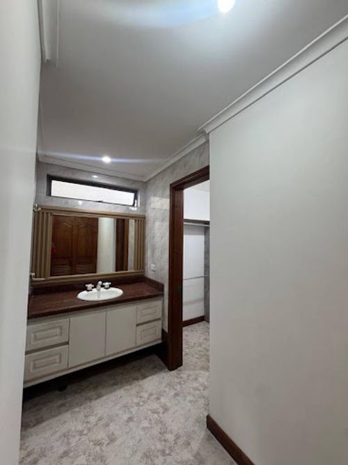 Apartamento de 4 alcobas en arriendo en Simesa, Medellín, 192 m² · foto 18 de 22