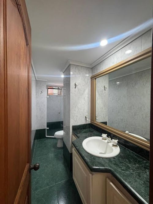 Apartamento de 4 alcobas en arriendo en Simesa, Medellín, 192 m² · foto 22 de 22