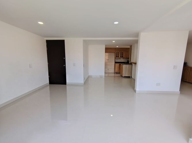 Apartamento de 2 alcobas en arriendo en Belén, Medellín, 90 m² · foto 3 de 20