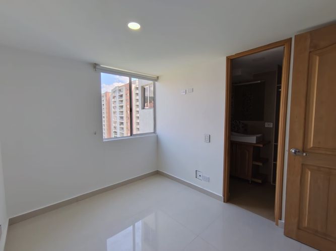 Apartamento de 2 alcobas en arriendo en Belén, Medellín, 90 m² · foto 13 de 20
