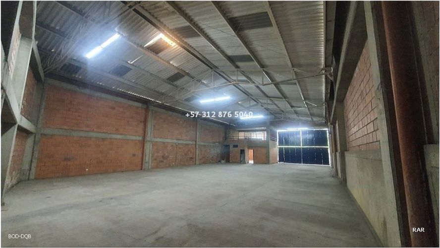 Bodega en arriendo en La Badea, Dosquebradas, 470 m² · foto 2 de 13