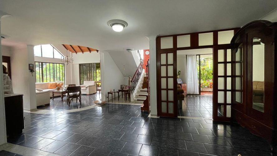 Casa de 5 alcobas en venta en Terrazas De Menzuli, Piedecuesta, 600 m² · foto 2 de 24
