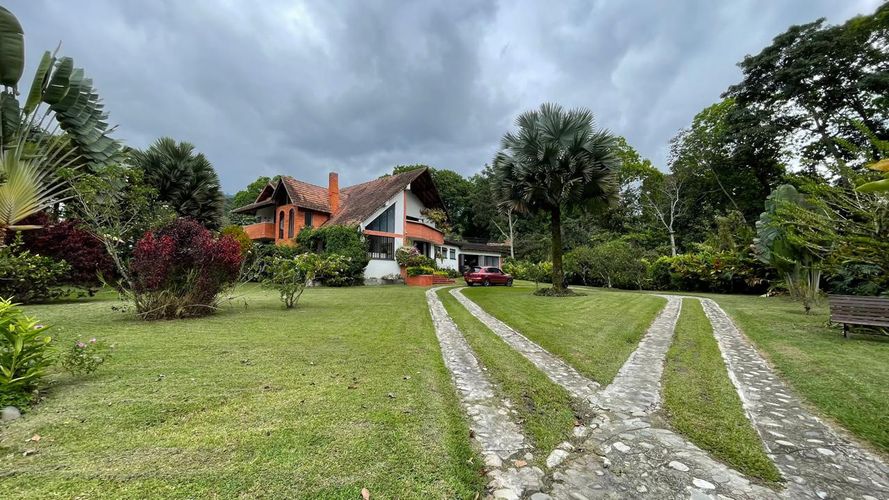 Casa de 5 alcobas en venta en Terrazas De Menzuli, Piedecuesta, 600 m² · foto 20 de 24