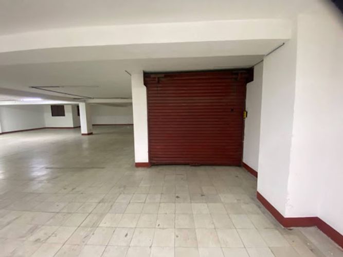 Bodega en arriendo en Caribe, Medellín, 530 m² · foto 9 de 12