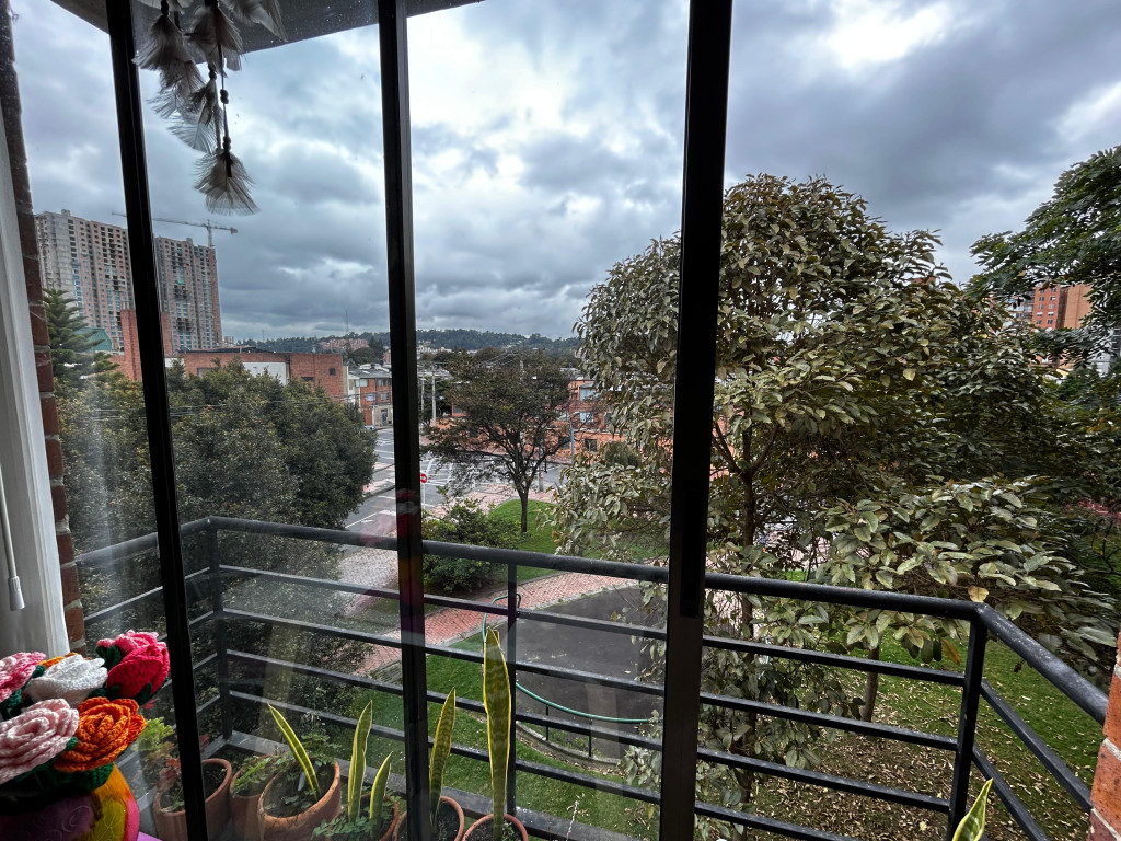 Apartamento en venta en Portales Del Norte, Bogotá · foto 2 de 18