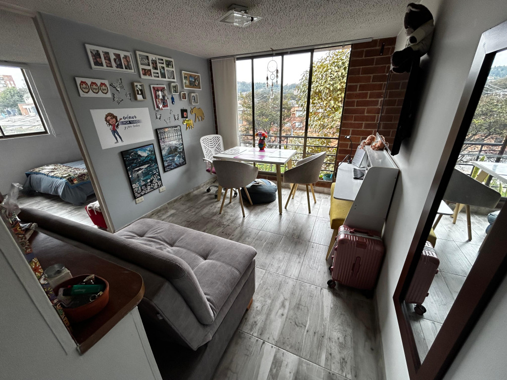 Apartamento en venta en Portales Del Norte, Bogotá · foto 6 de 18