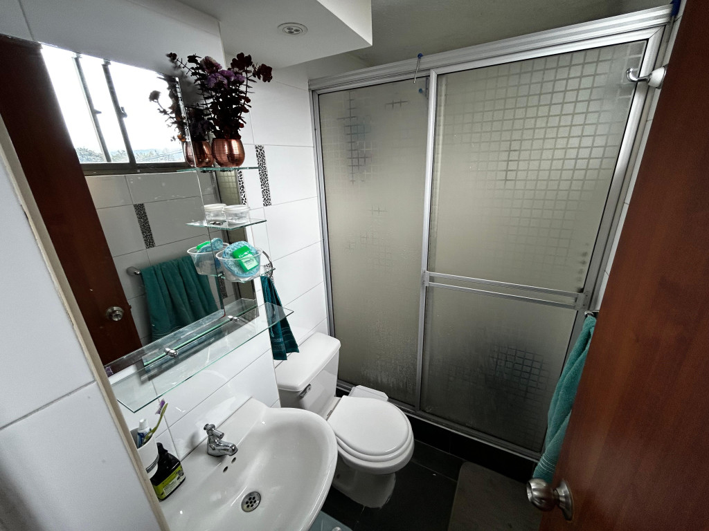 Apartamento en venta en Portales Del Norte, Bogotá · foto 7 de 18
