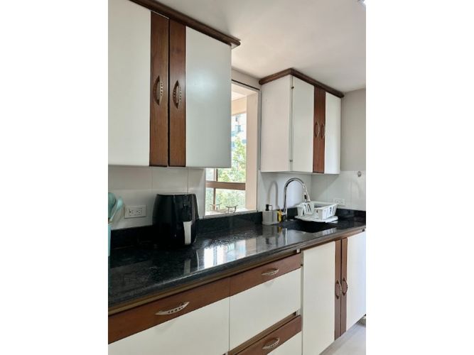Apartamento de 3 alcobas en arriendo en Patio Bonito, Medellín, 120 m² · foto 2 de 12