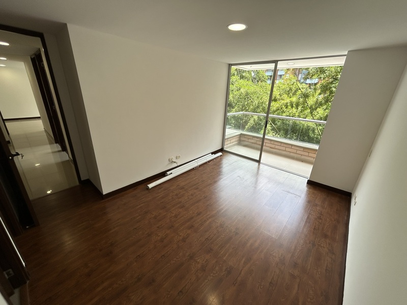 Apartamento en arriendo en Loma Del Esmeraldal, Envigado · foto 20 de 24