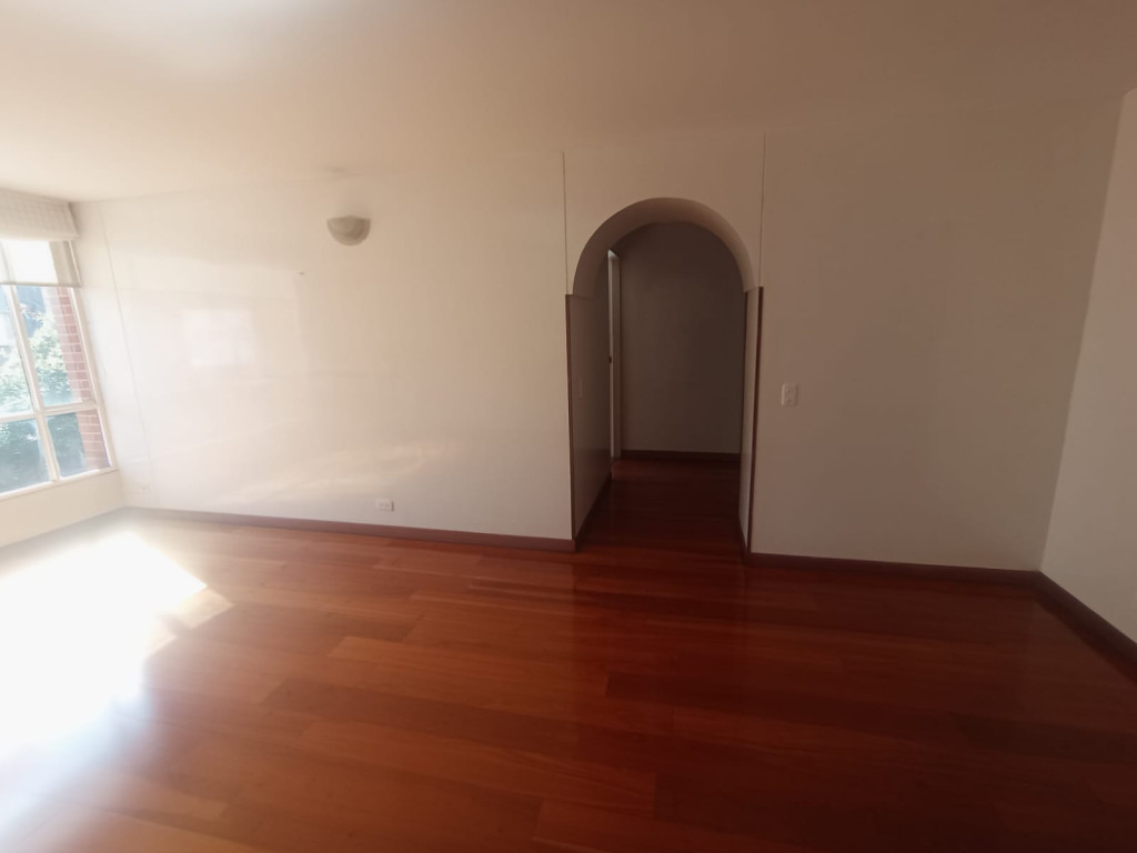 Apartamento en venta en Bella Suiza, Bogotá · foto 10 de 21