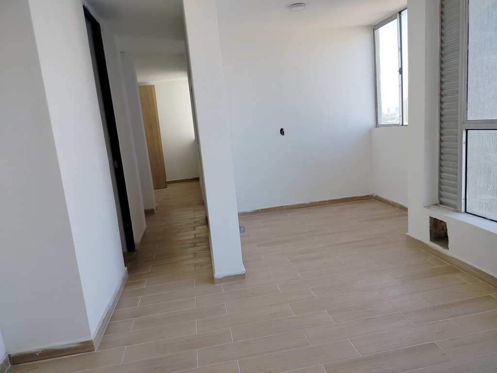 Apartamento en venta en Fontibon, Bogotá · foto 2 de 16