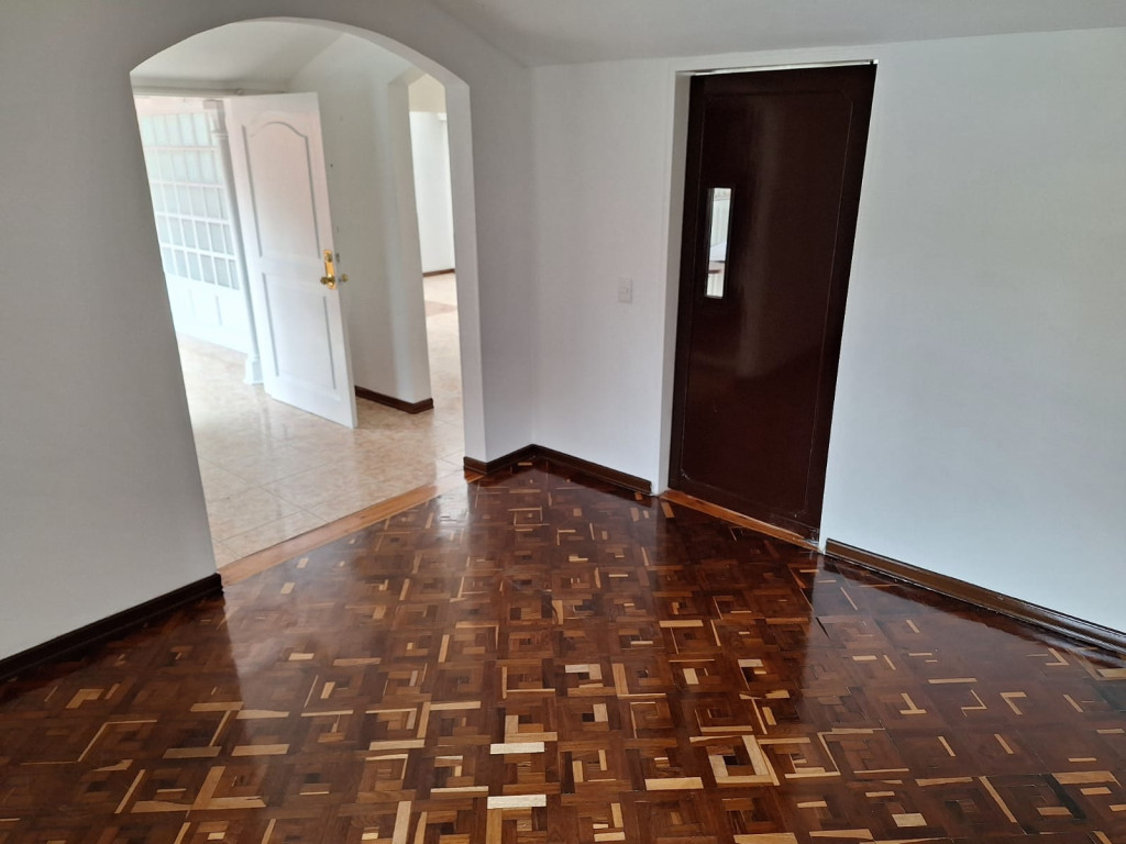 Casa en venta en El Batán, Bogotá · foto 10 de 24