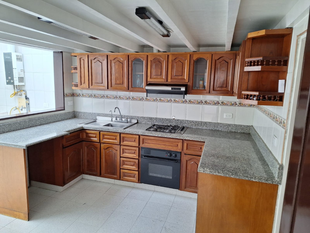 Casa en venta en El Batán, Bogotá · foto 11 de 24