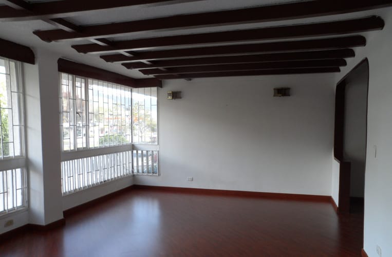 Apartamento de 4 alcobas en venta en Santa Paula, Bogotá, 309 m² · foto 5 de 16