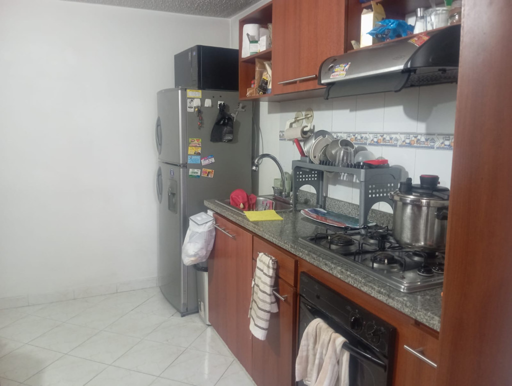 Apartamento en venta en Hayuelos, Bogotá · foto 2 de 17