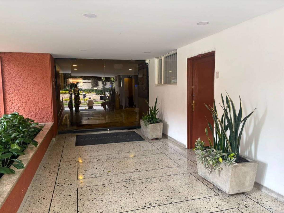 Apartamento en venta en El Nogal, Bogotá · foto 3 de 15