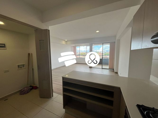 Apartamento de 3 alcobas en venta en El Porvenir, Rionegro, 92 m² · foto 4 de 16