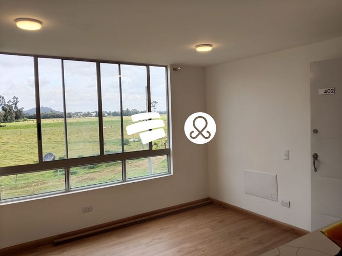 Apartamento de 2 alcobas en venta en San Pedro, Madrid, 52 m² · foto 9 de 24