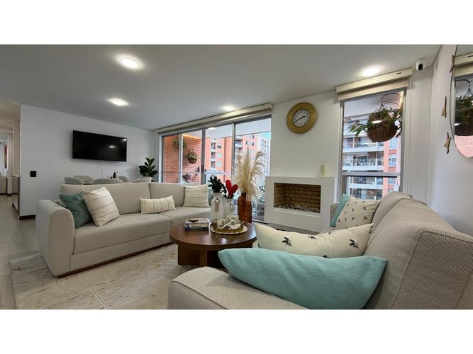 Apartamento de 3 alcobas en venta en Sotavento, Bogotá, 144 m² · foto 4 de 24