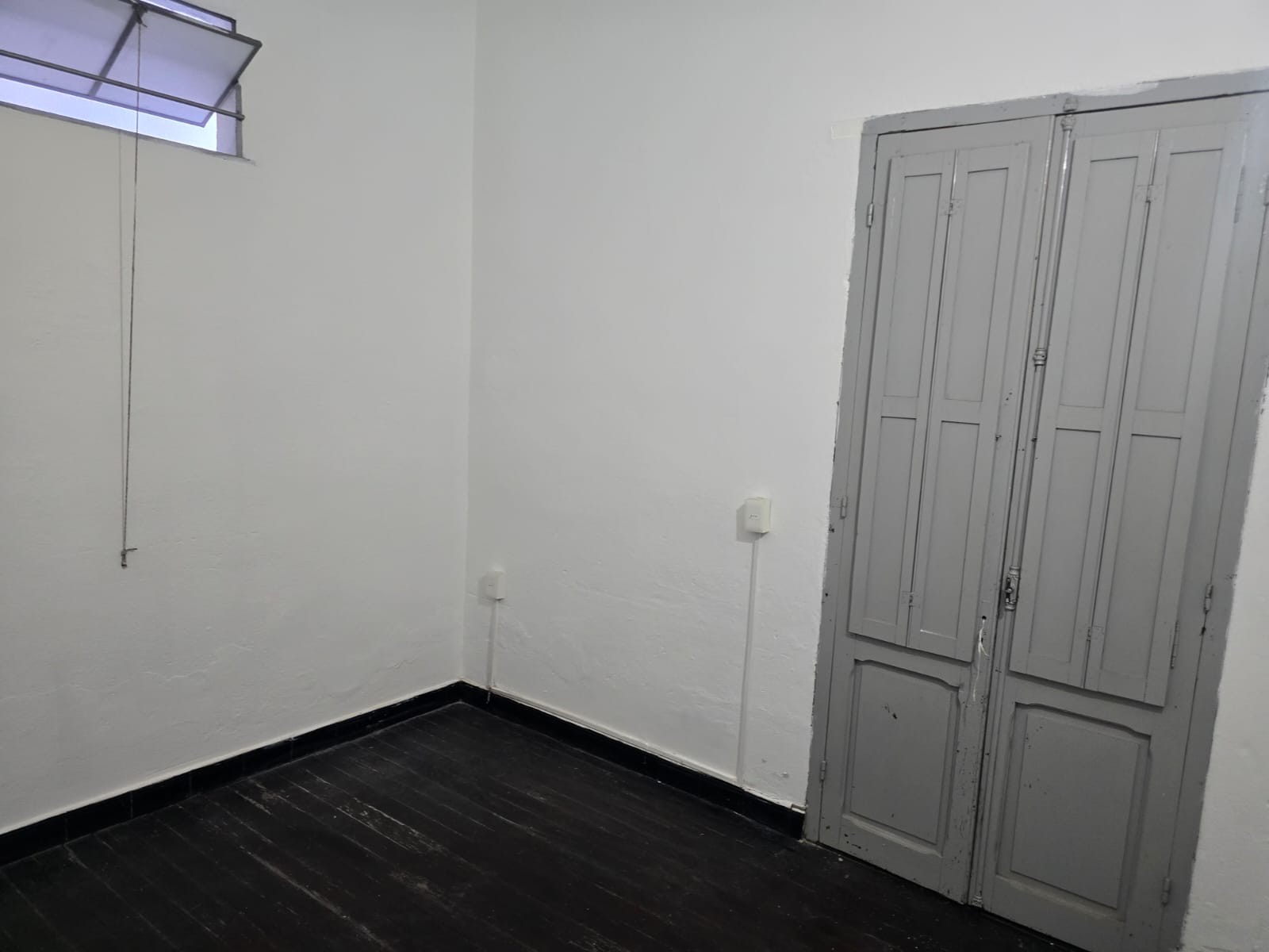 Alquiler Apartamento 2 Dormitorios en Av. Burgues Próx. Bv. Artigas · Foto 10