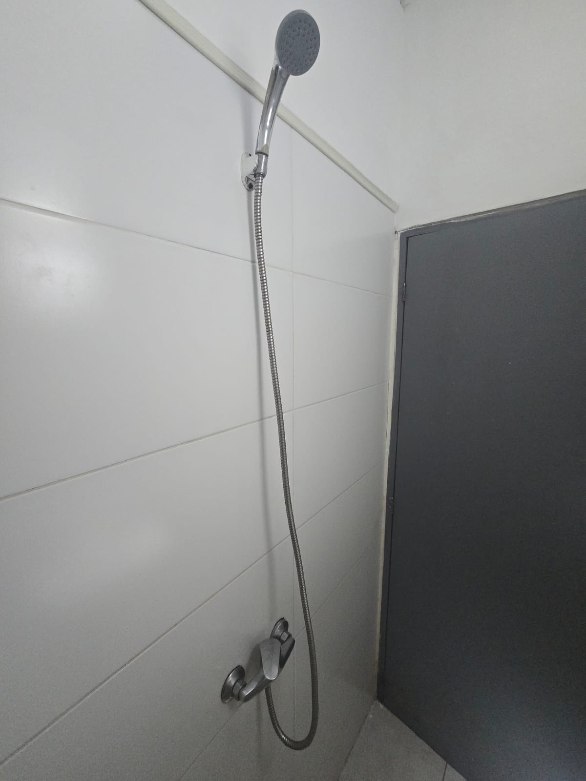 Alquiler Apartamento 2 Dormitorios en Av. Burgues Próx. Bv. Artigas · Foto 7