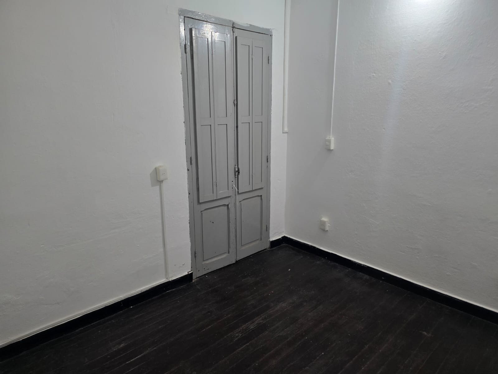Alquiler Apartamento 2 Dormitorios en Av. Burgues Próx. Bv. Artigas · Foto 9