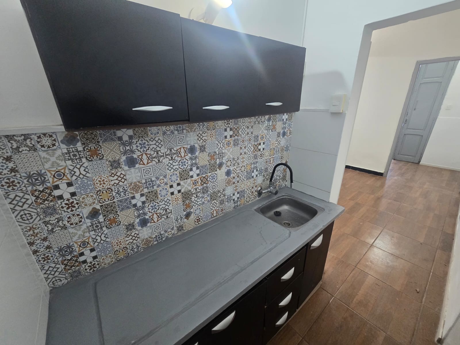 Alquiler Apartamento 2 Dormitorios en Av. Burgues Próx. Bv. Artigas · Foto 4