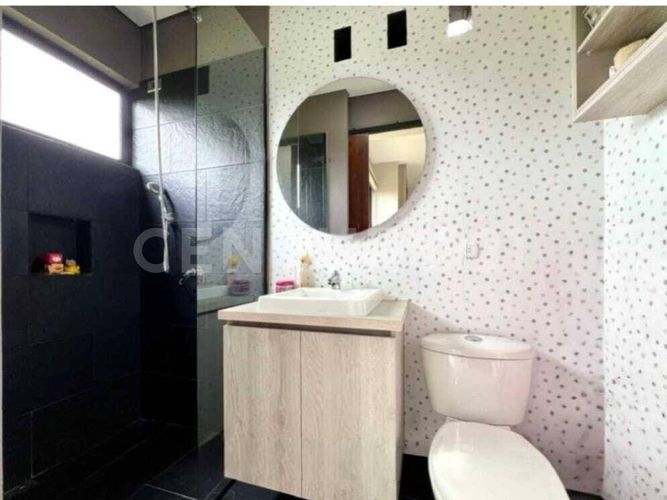 Casa de 3 alcobas en venta en La Macarena, Rionegro, 245 m² · foto 7 de 11