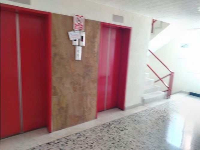 Oficina en arriendo en Granada, Cali, 126 m² · foto 3 de 14