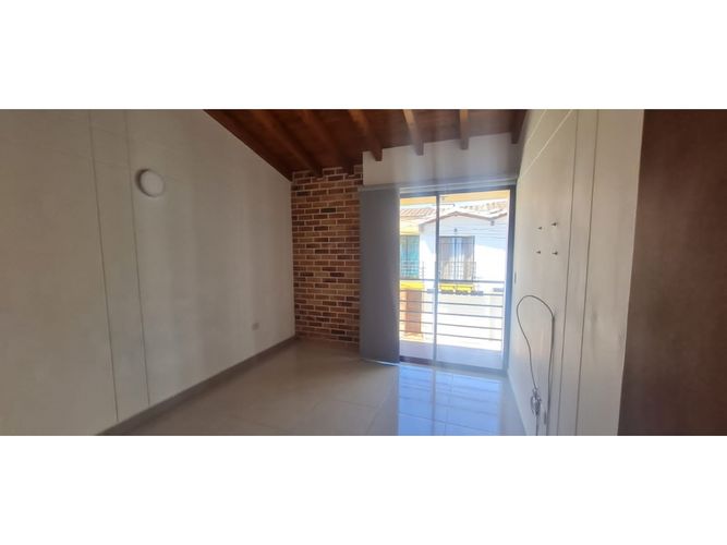 Casa de 3 alcobas en venta en La Ceja, 124 m² · foto 6 de 24